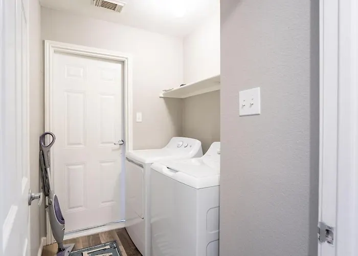 Spacious Beautiful Near Kalahari * Round Rock