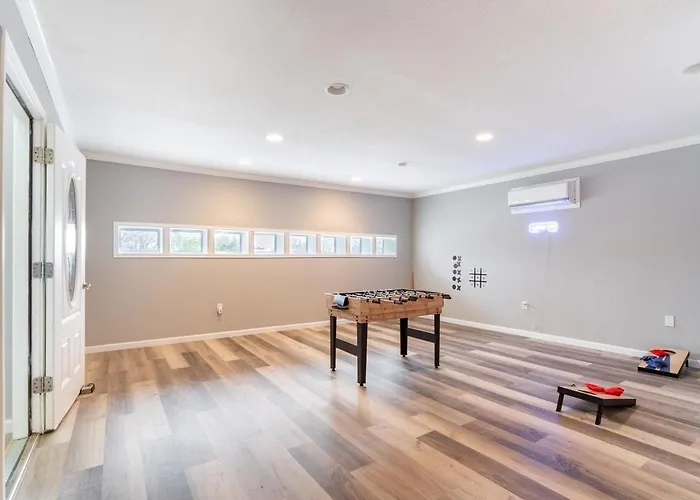 Spacious Beautiful Near Kalahari Round Rock